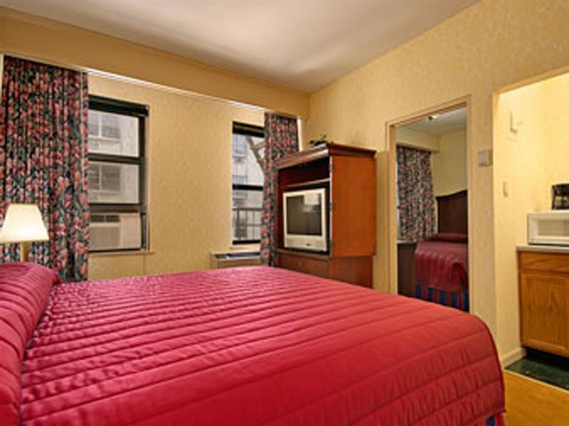 Ramada By Wyndham Jersey City Exterior photo