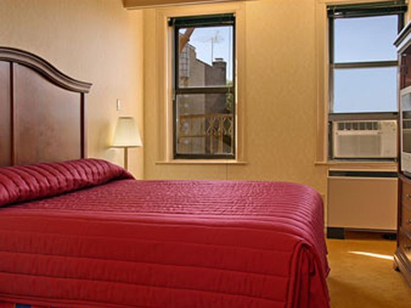 Ramada By Wyndham Jersey City Exterior photo